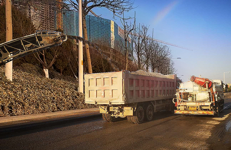 彩色瀝青冷補(bǔ)料的養(yǎng)護(hù)要注意什么？